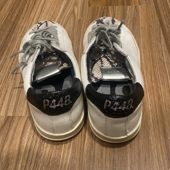 P448 the John - Picture 3 of 3